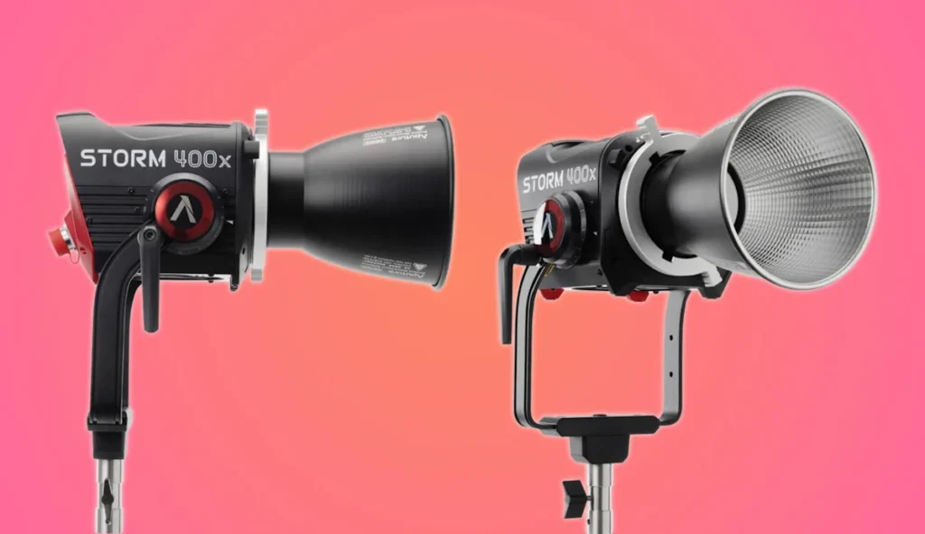 Профіль моноблока Aputure STORM 400x зі сріблястим поворотним фіксатором байонета ProLock Bowens та встановленим гіпер-рефлектором 35 градусів
